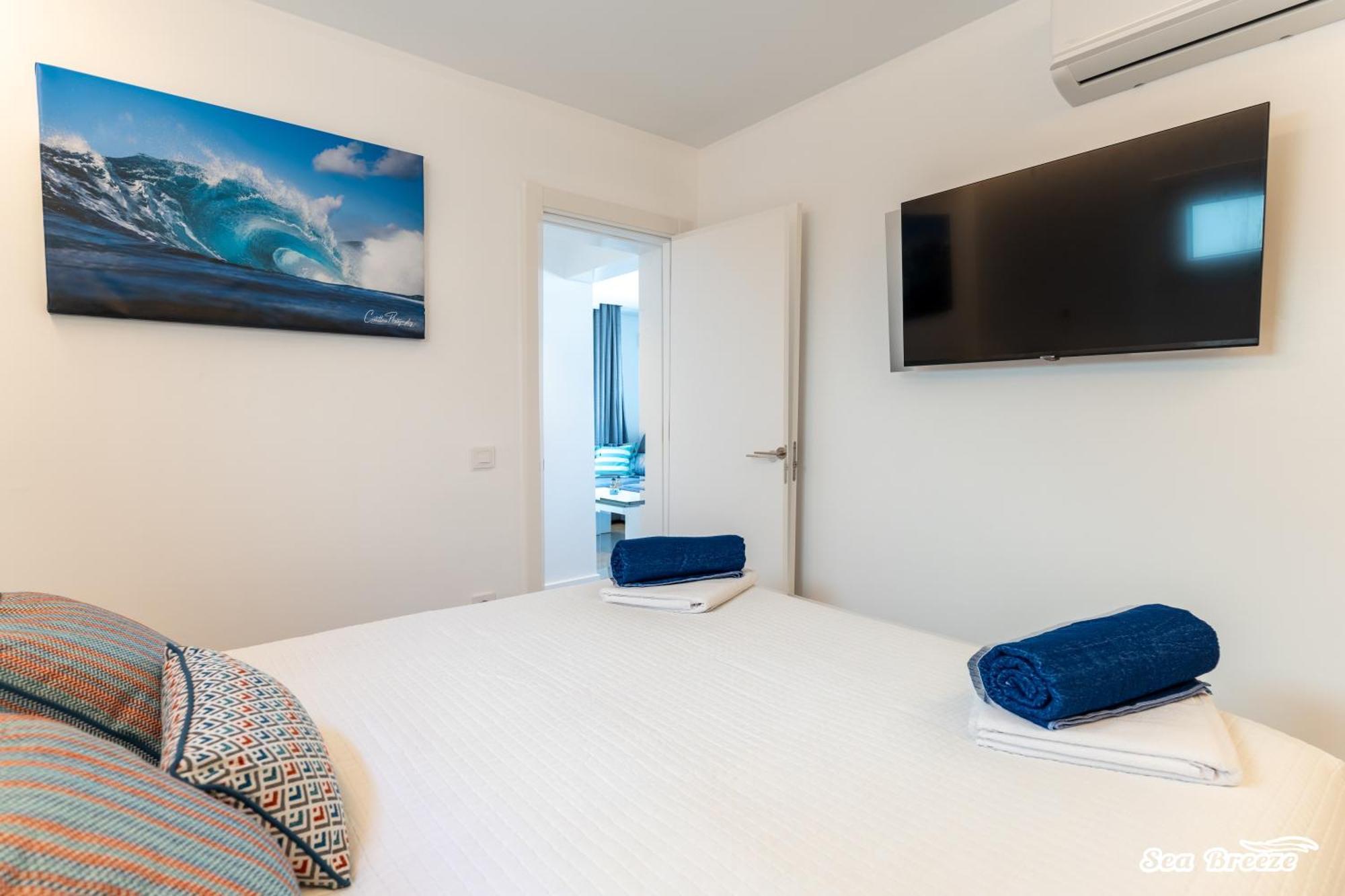 2 Apartments Sea Breeze Фамара Экстерьер фото