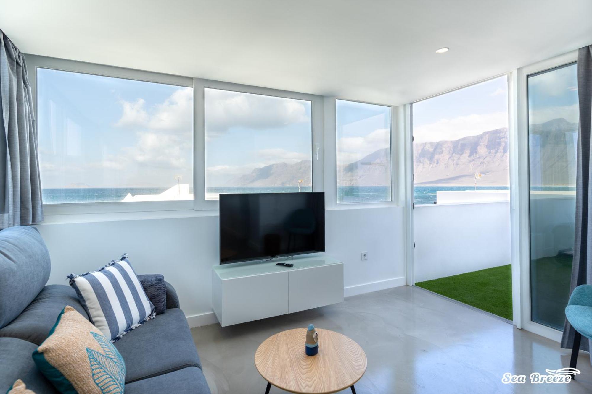 2 Apartments Sea Breeze Фамара Экстерьер фото