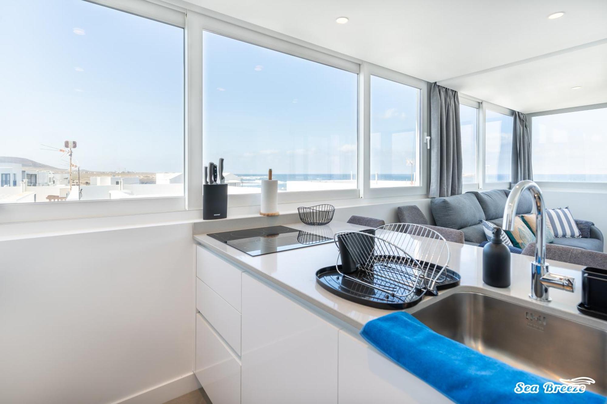 2 Apartments Sea Breeze Фамара Экстерьер фото